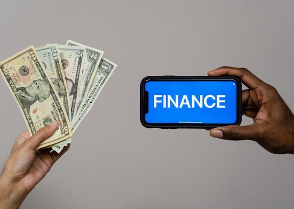 ELSS Mutual Funds: Top Choices and Tax Advantages