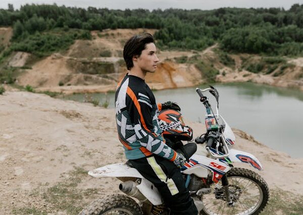 How to Choose the Best Alpinestars Motorcycle Pants for men and women