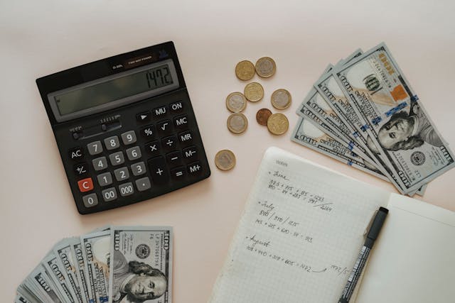 Use These Top Large Cap Mutual Funds to Increase Your Gains 