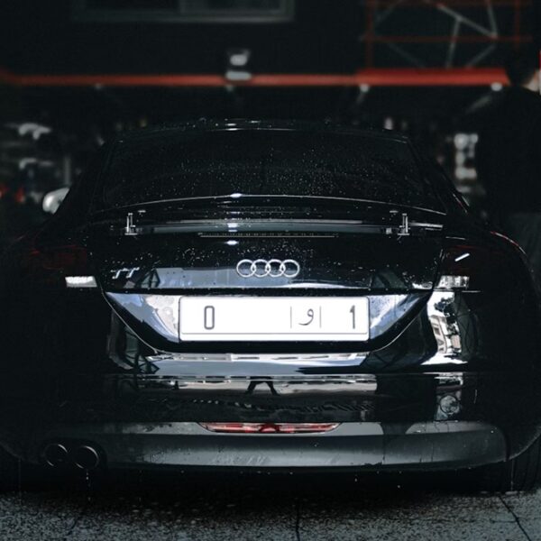 How Does an Audi Service Differ from a Regular Maintenance?